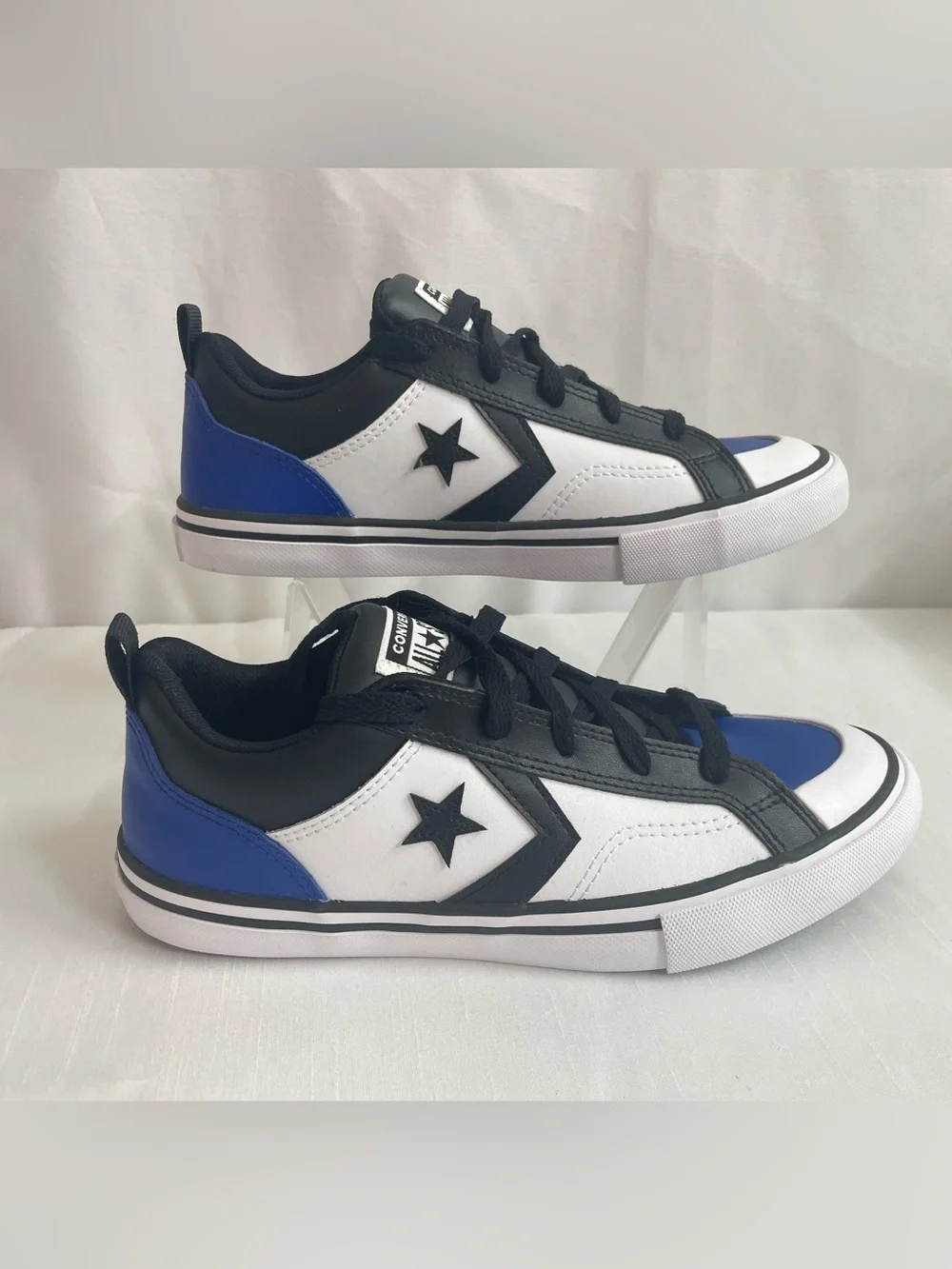 Converse Pro Blaze Kids Low Top Sneakers - White, Black, Blue Size US 4